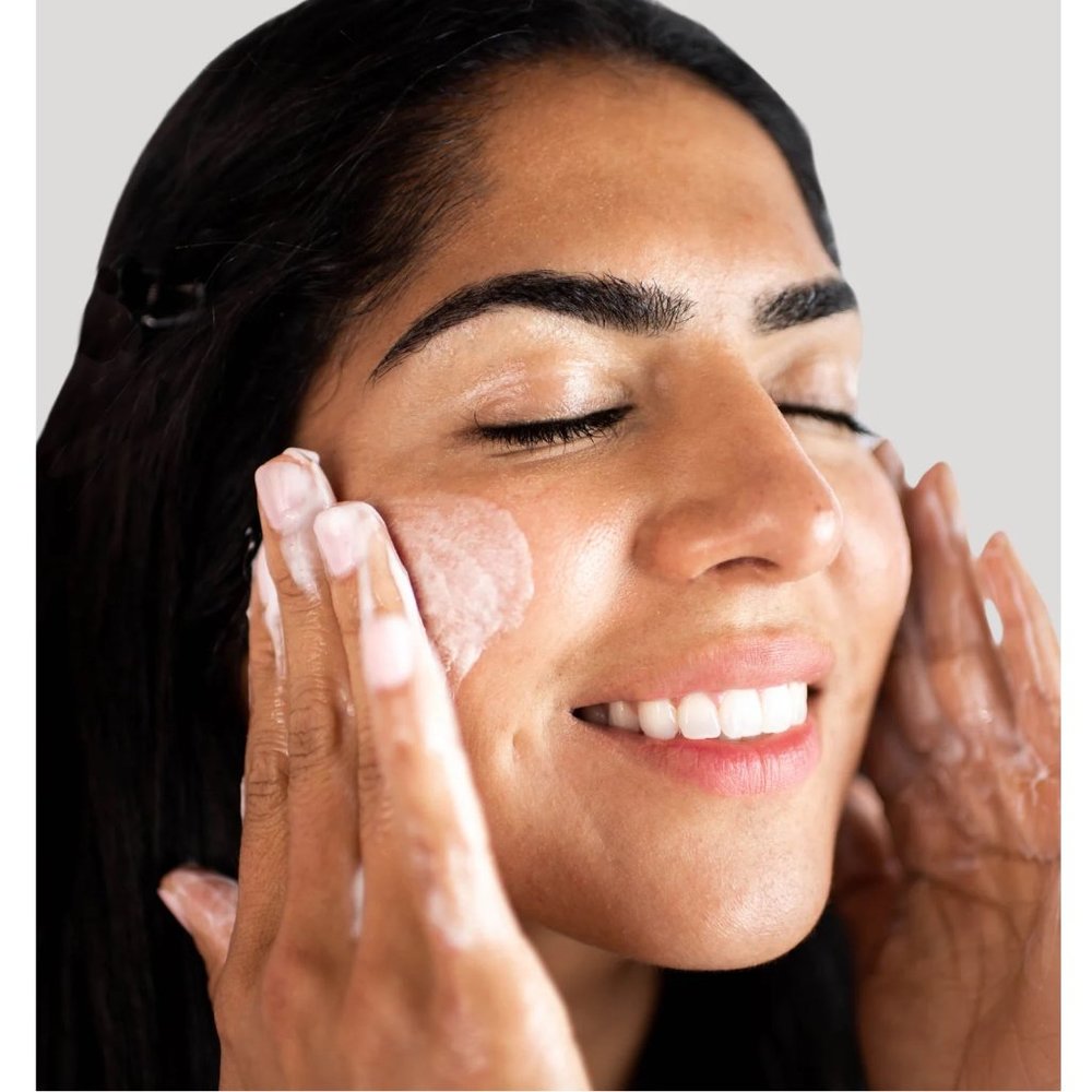 Ursula The Soft Cleanser - Picture 4 of 8